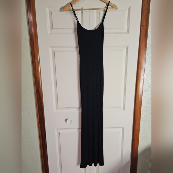 Skims Dress - Picture 1 of 2